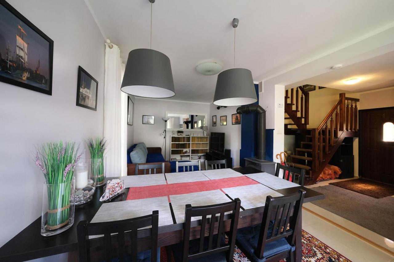Dom Kotik W Lukecinie Villa Bagian luar foto