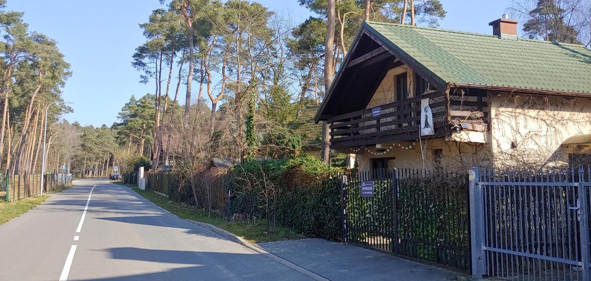 Dom Kotik W Lukecinie Villa Bagian luar foto
